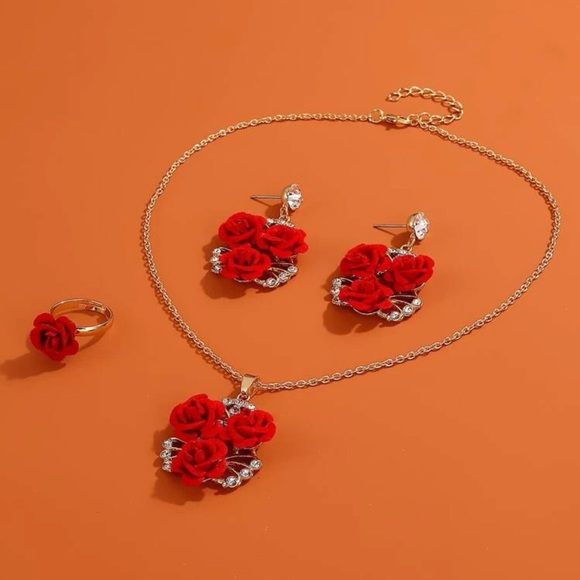 ❤️Silver Floral Necklace, Earrings, Ring Set - Picture 4 of 9